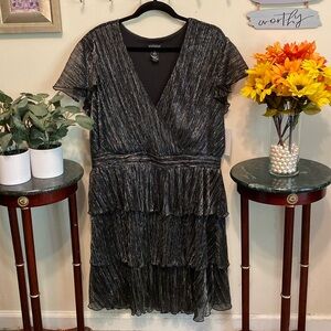 NWT En Focus Studio Black Metallic Silver Dress Sz 18W. Great Holiday Dress!